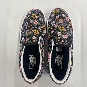 Girls Vans NEW Asher Slip-On Shoes kids size 1.5